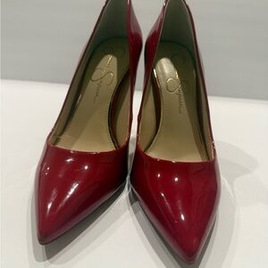 Jessica Simpson Red Patent Pointed-Toe Pumps size 7.5